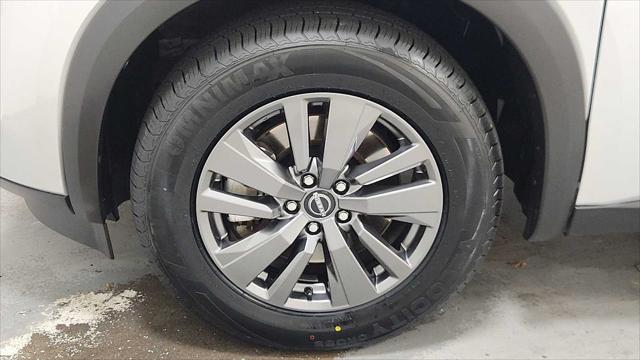 2024 Nissan Pathfinder SV 4WD