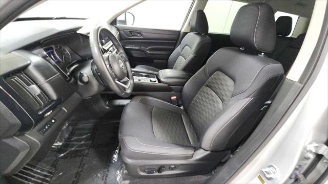 2024 Nissan Pathfinder SV 4WD
