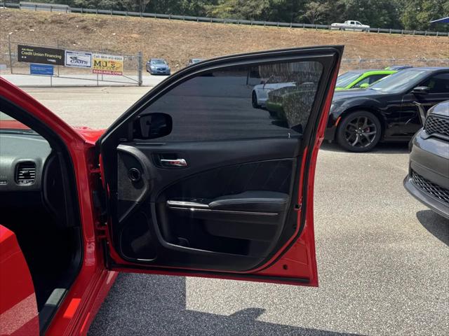 2016 Dodge Charger SRT Hellcat