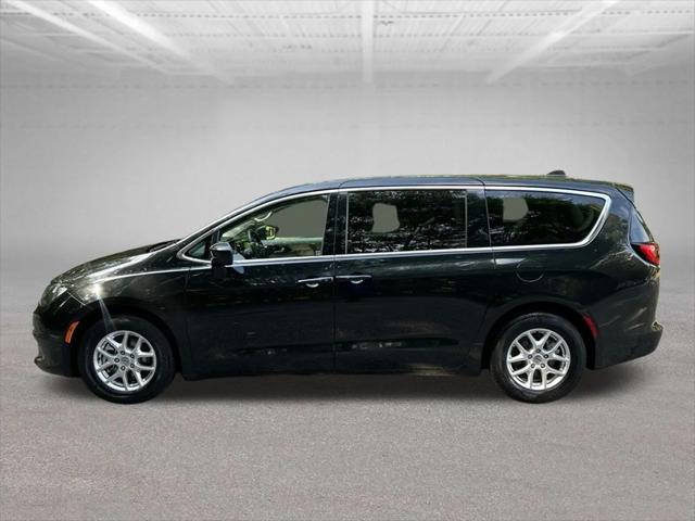 2022 Chrysler Voyager LX 2022 Chrysler Voyager LX