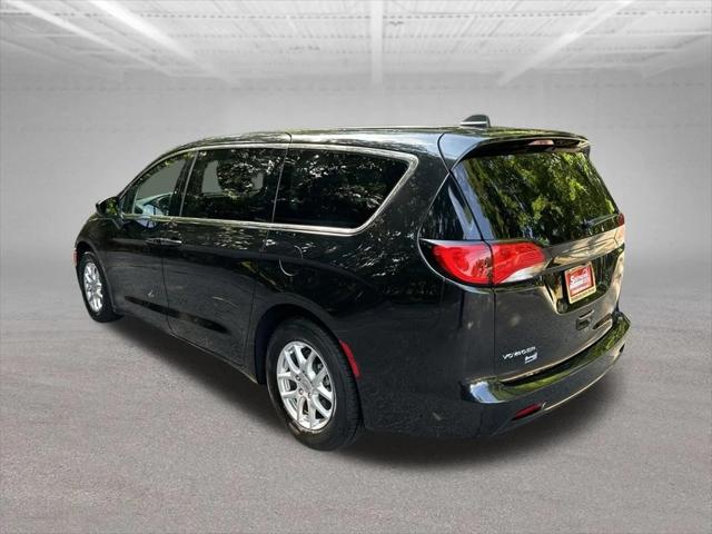 2022 Chrysler Voyager LX 2022 Chrysler Voyager LX