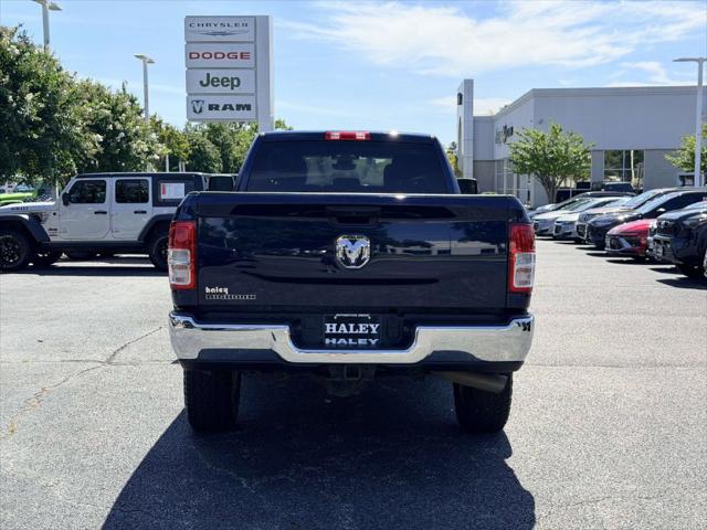 2024 RAM 2500 Big Horn Crew Cab 4x4 8 Box 2024 RAM 2500 Big Horn Crew Cab 4x4 8 Box