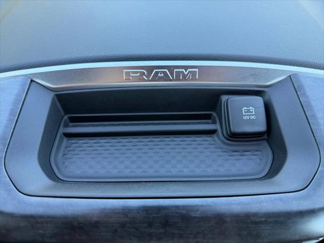 2024 Ram 1500 Big Horn Crew Cab 4x4 57 Box