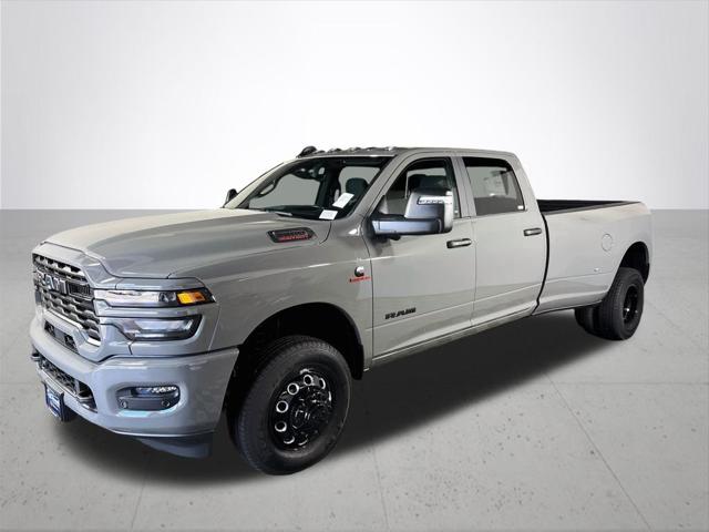 2026 RAM 3500 Big Horn Crew Cab 4x4 8 Box