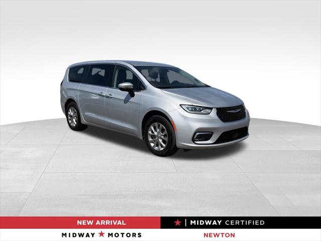 2023 Chrysler Pacifica Touring L AWD for sale in Newton, KS