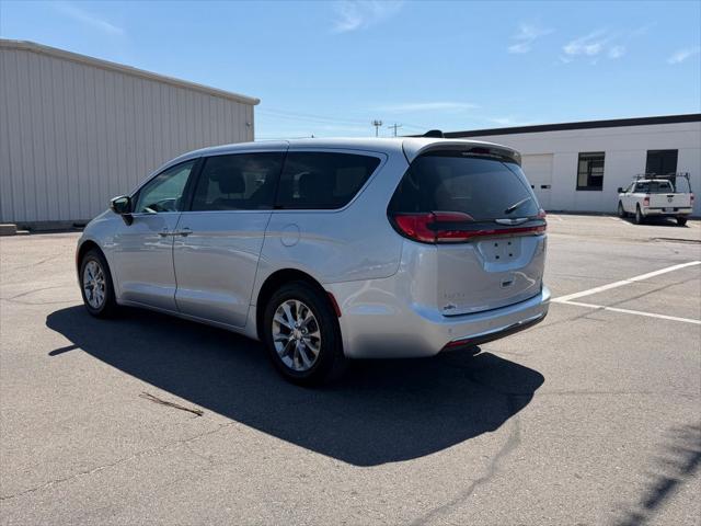 2023 Chrysler Pacifica Touring L AWD