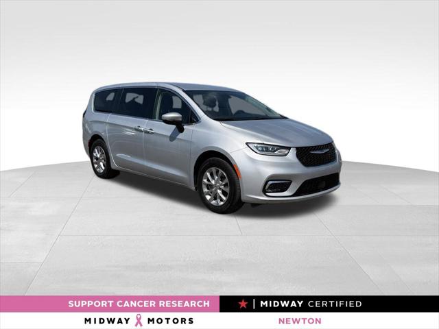 2023 Chrysler Pacifica Touring L AWD for sale in Newton, KS