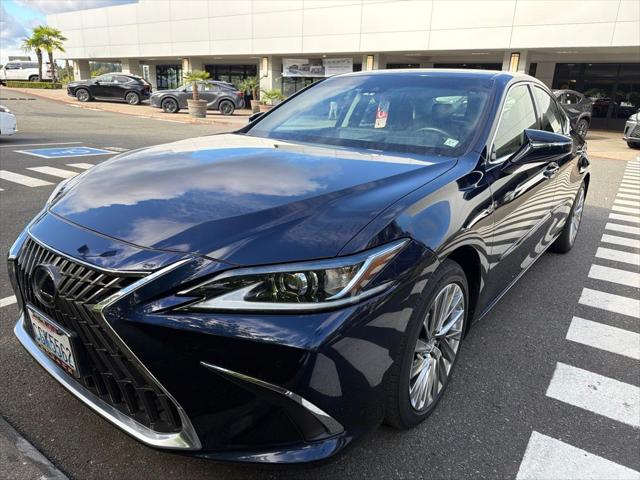 2023 Lexus ES 300h Luxury for sale in Bellevue, WA