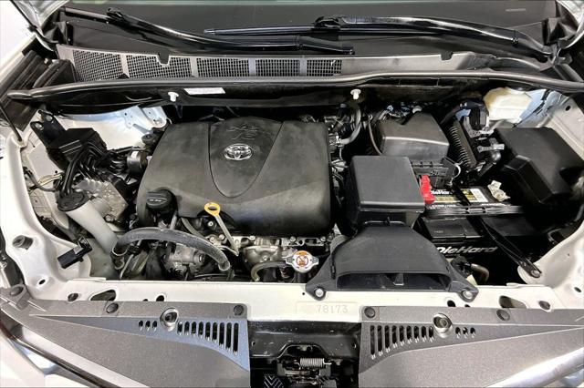 Used 2019 Toyota Sienna XLE 7 Passenger For Sale in Olive Branch, MS