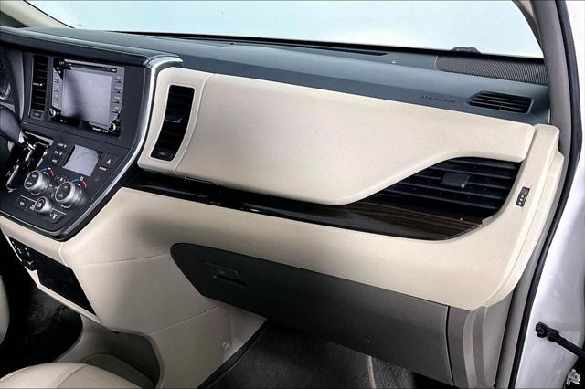 Used 2019 Toyota Sienna XLE 7 Passenger For Sale in Olive Branch, MS