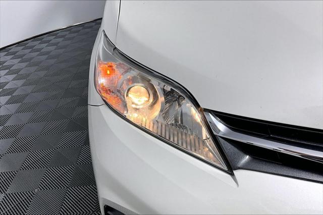 Used 2019 Toyota Sienna XLE 7 Passenger For Sale in Olive Branch, MS