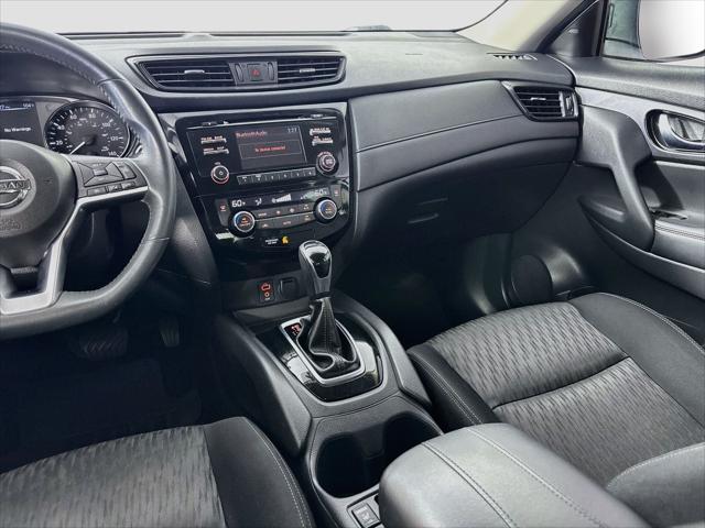 Used 2017 Nissan Rogue SV For Sale in Olive Branch, MS