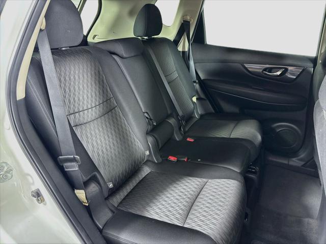 Used 2017 Nissan Rogue SV For Sale in Olive Branch, MS