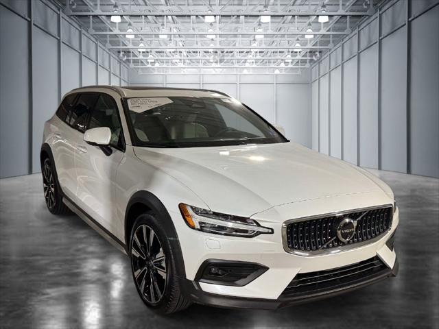 2025 Volvo V60 Cross Country Ultra, B5 AWD Gas mild hybrid for sale in Alexandria, VA