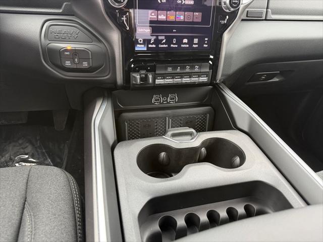 2026 Ram 2500 Big Horn Crew Cab 4x4 64 Box