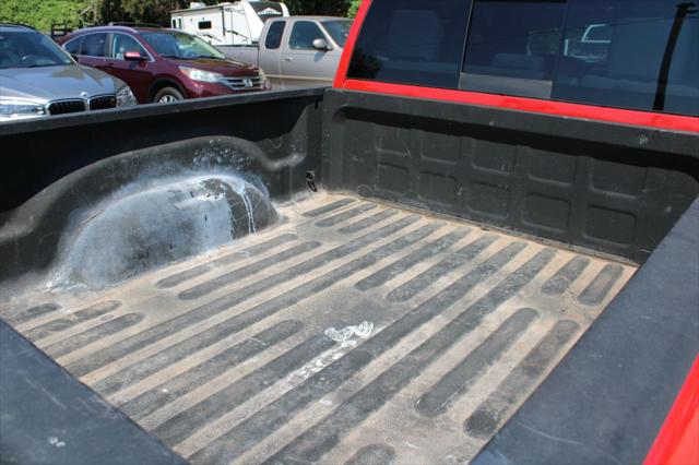 2019 Ram 1500 Classic SLT Crew Cab 4x4 64 Box