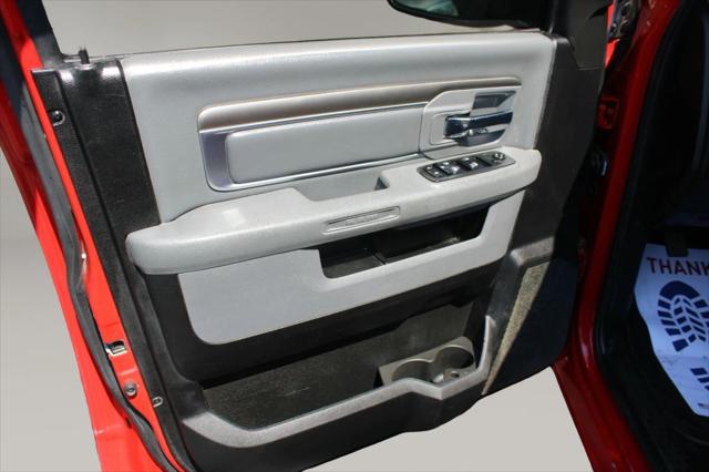 2019 Ram 1500 Classic SLT Crew Cab 4x4 64 Box