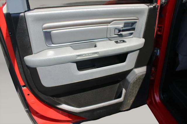 2019 Ram 1500 Classic SLT Crew Cab 4x4 64 Box