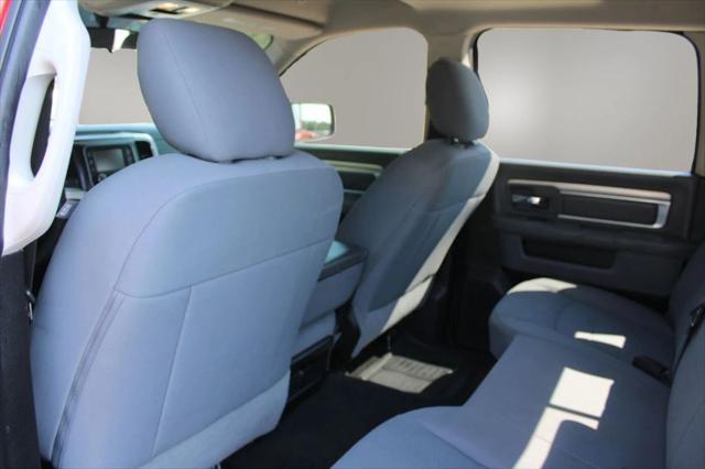 2019 Ram 1500 Classic SLT Crew Cab 4x4 64 Box