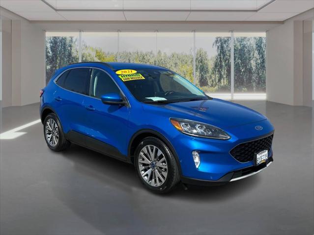 2021 Ford Escape Titanium Hybrid