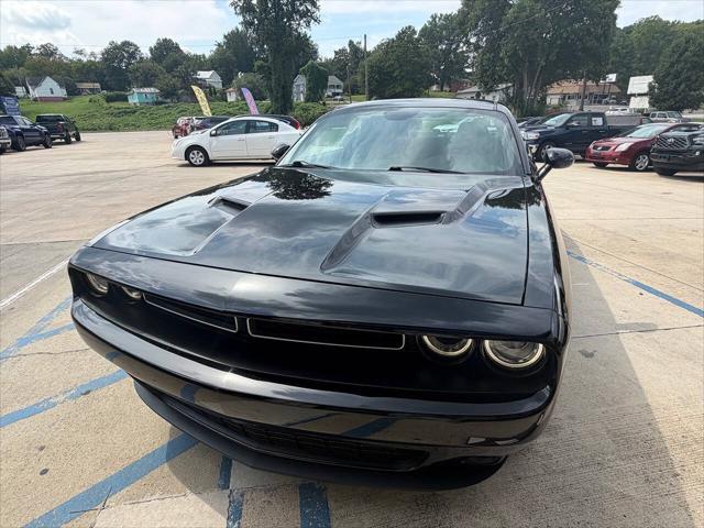 2016 Dodge Challenger SXT