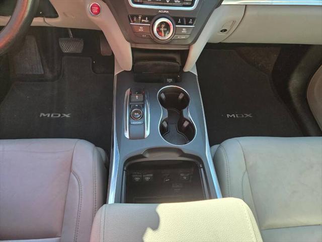 2017 Acura MDX w/Technology Package