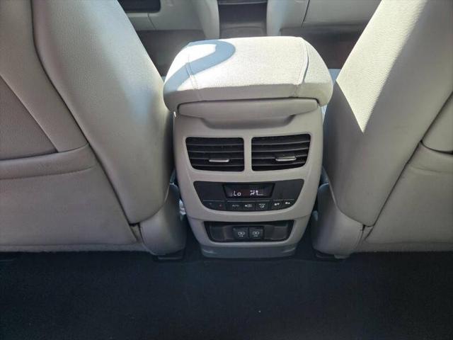 2017 Acura MDX w/Technology Package