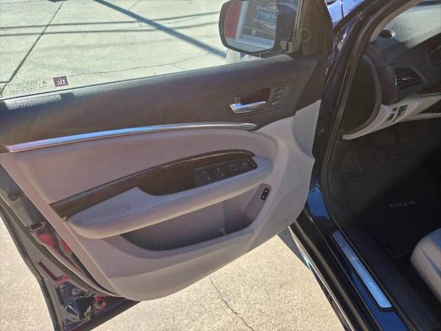 2017 Acura MDX w/Technology Package