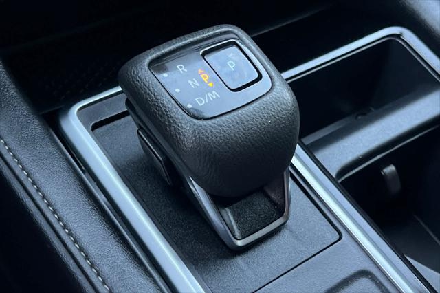 2025 Nissan Pathfinder SL FWD