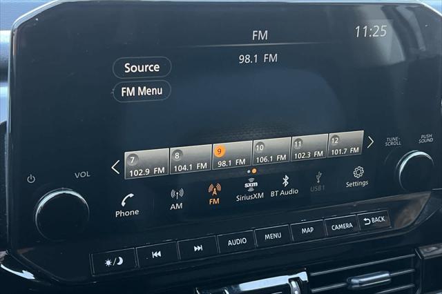 2025 Nissan Pathfinder SL FWD
