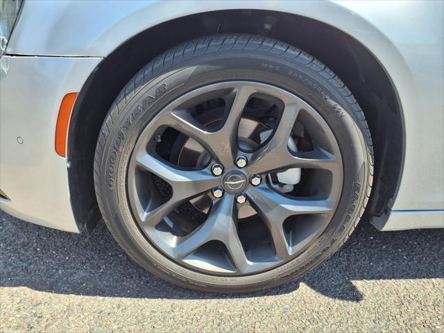 2023 Chrysler 300 300S