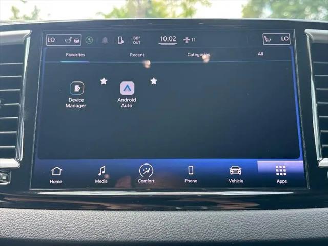 2022 Chrysler Pacifica Touring L