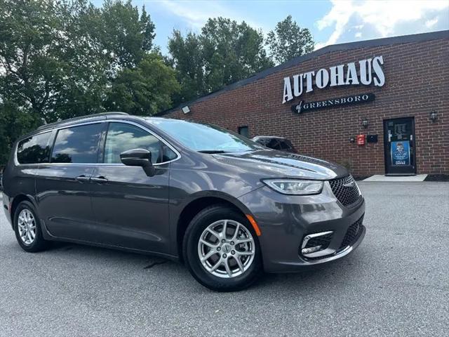 2022 Chrysler Pacifica Touring L