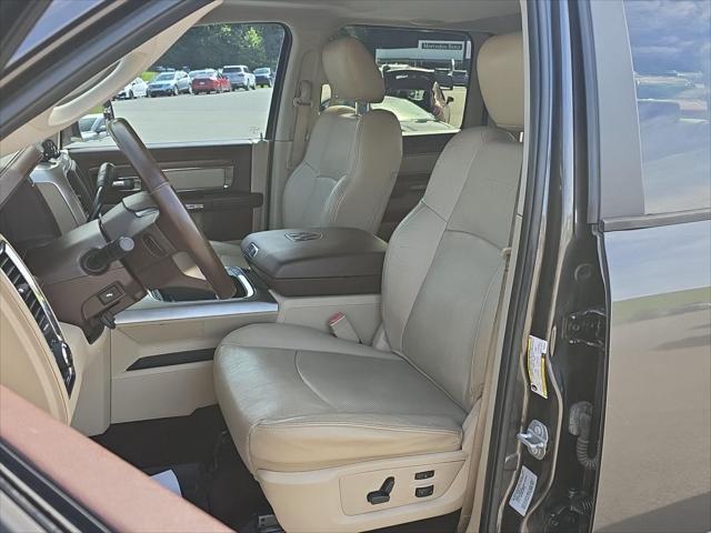 2017 Ram 3500 Laramie Crew Cab 4x4 64 Box