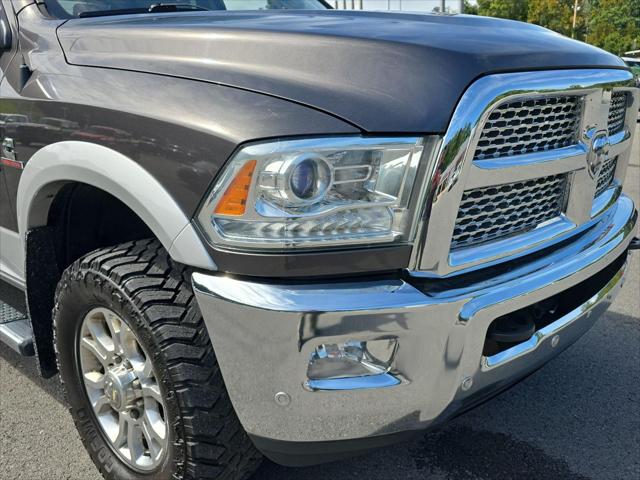 2017 Ram 3500 Laramie Crew Cab 4x4 64 Box