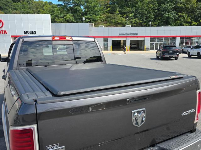 2017 Ram 3500 Laramie Crew Cab 4x4 64 Box