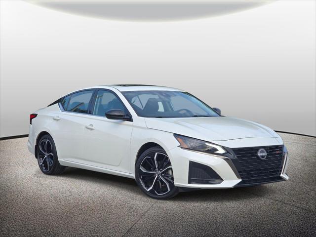 2025 Nissan Altima SR FWD for sale in Columbus, OH