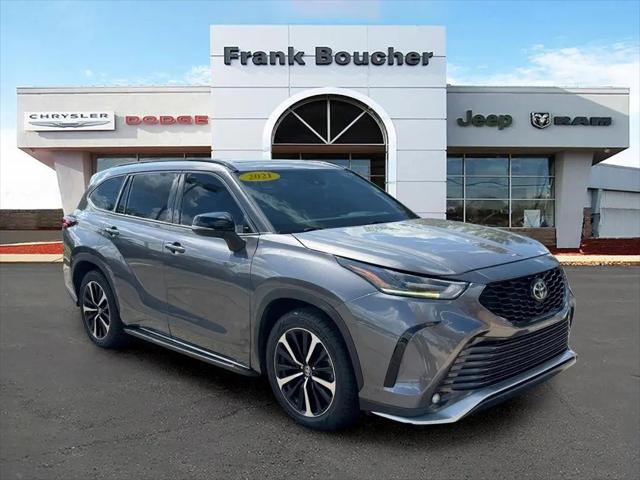 2021 Toyota Highlander XSE for sale in Janesville, WI