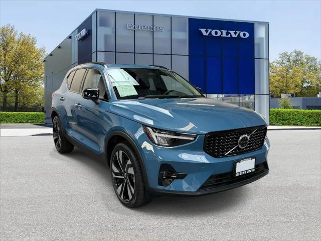 2024 Volvo XC40 B5 Plus Dark Theme for sale in Queens, NY