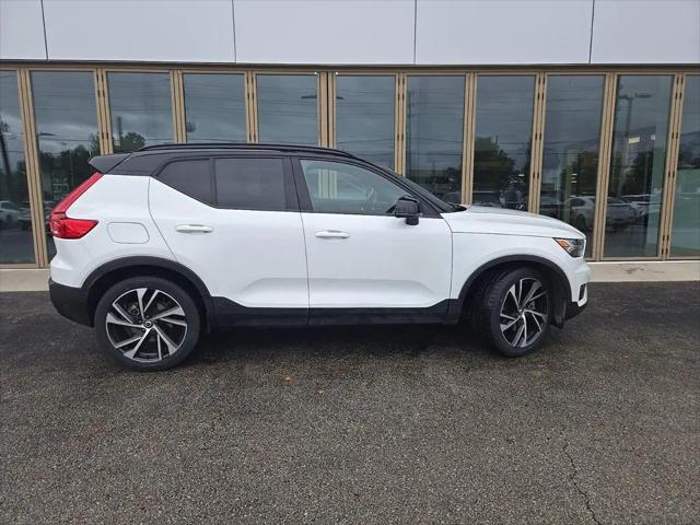 2022 Volvo XC40 T5 R-Design for sale in Indianapolis, IN