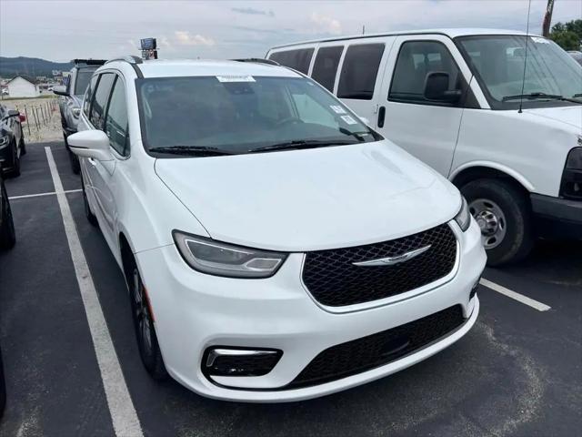 2021 Chrysler Pacifica Touring L for sale in Somerset, KY
