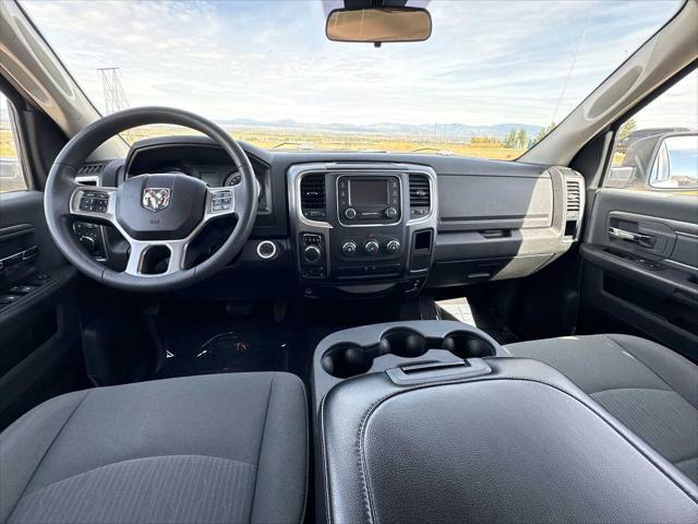 2024 Ram 1500 Classic SLT Quad Cab 4x4 64 Box