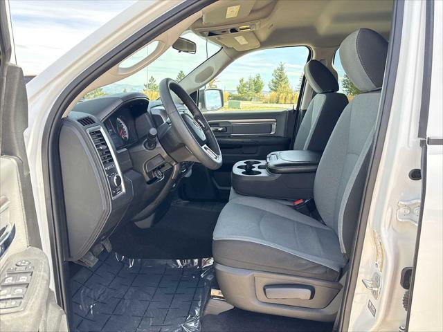 2024 Ram 1500 Classic SLT Quad Cab 4x4 64 Box