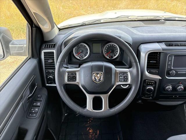 2024 Ram 1500 Classic SLT Quad Cab 4x4 64 Box