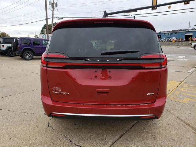 2027 Chrysler Pacifica Select AWD