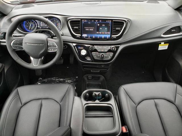 2027 Chrysler Pacifica Select AWD