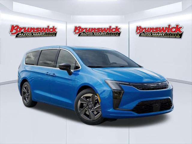 2027 Chrysler Pacifica Limited AWD