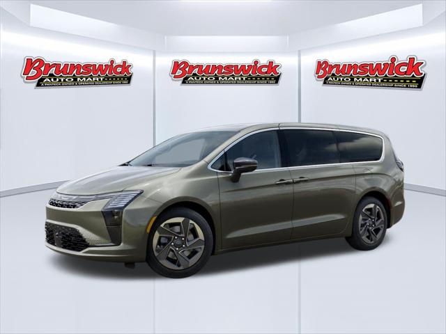 2027 Chrysler Pacifica Limited AWD