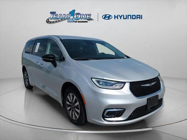 2024 Chrysler Pacifica Hybrid Select for sale in Rainbow City, AL