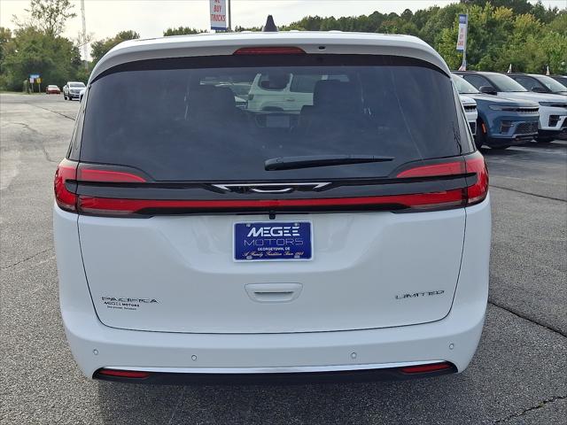2027 Chrysler Pacifica Limited